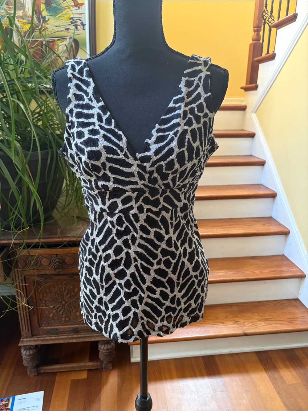 INC International Concepts Black and White V-Neck Sleeveless Tank